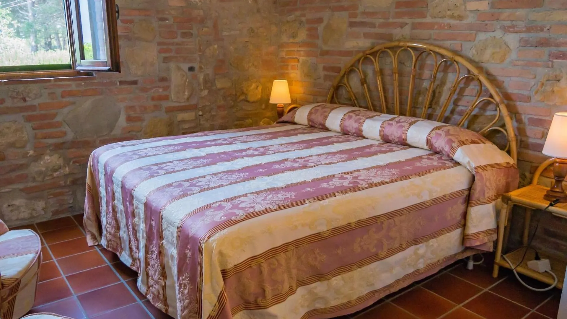 Rustic Apartment With Garden And Swimming Pool Montaione 0*,