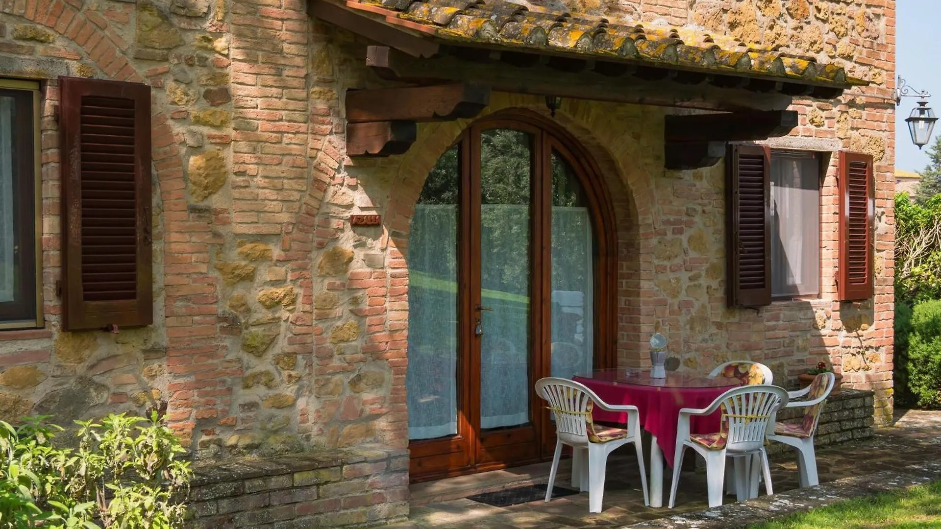 Rustic Apartment With Garden And Swimming Pool Montaione